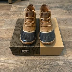 Sorel- Out n About Waterproof Boots